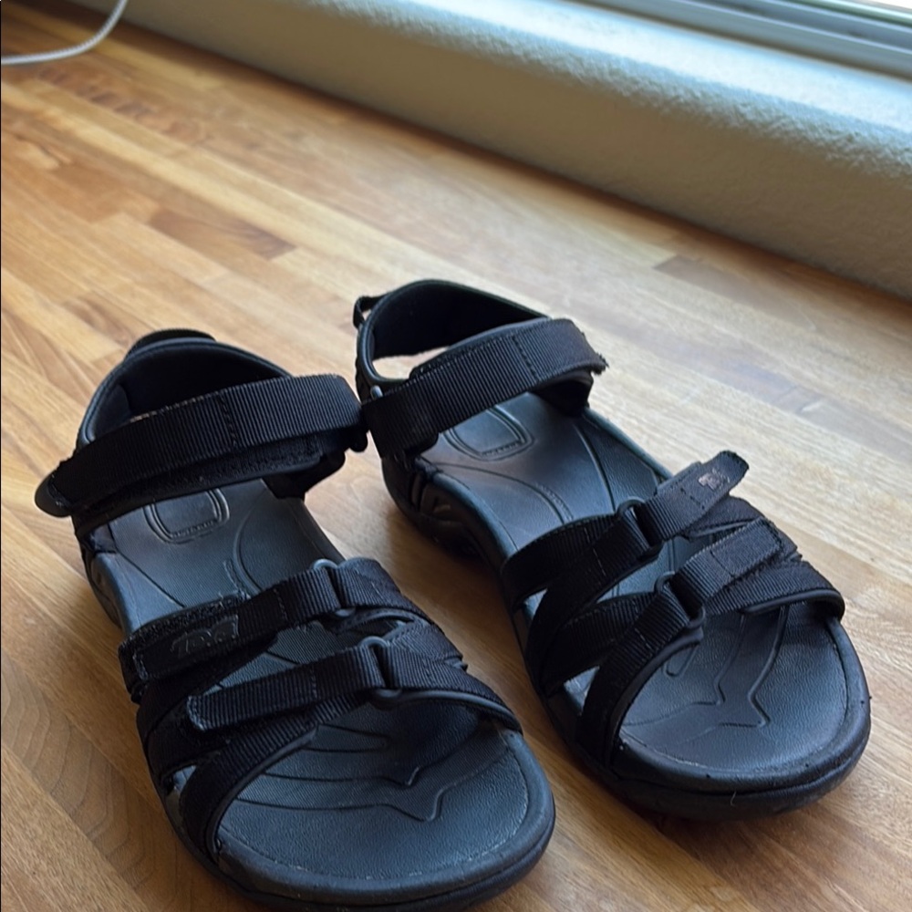 Teva Black Women's Sandals - Picture 9 of 9